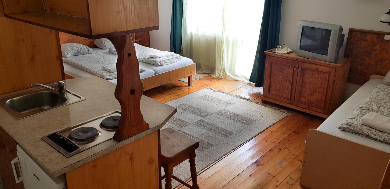 Hotel Paar Szieszta Győr Eksteriør bilde
