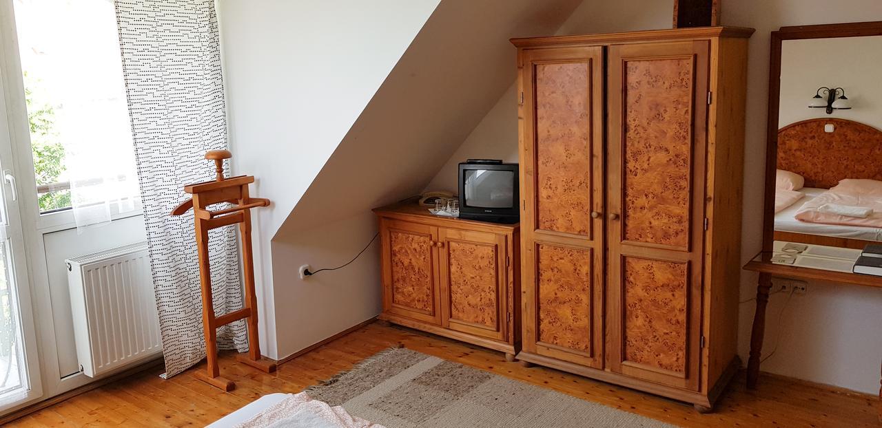 Hotel Paar Szieszta Győr Eksteriør bilde